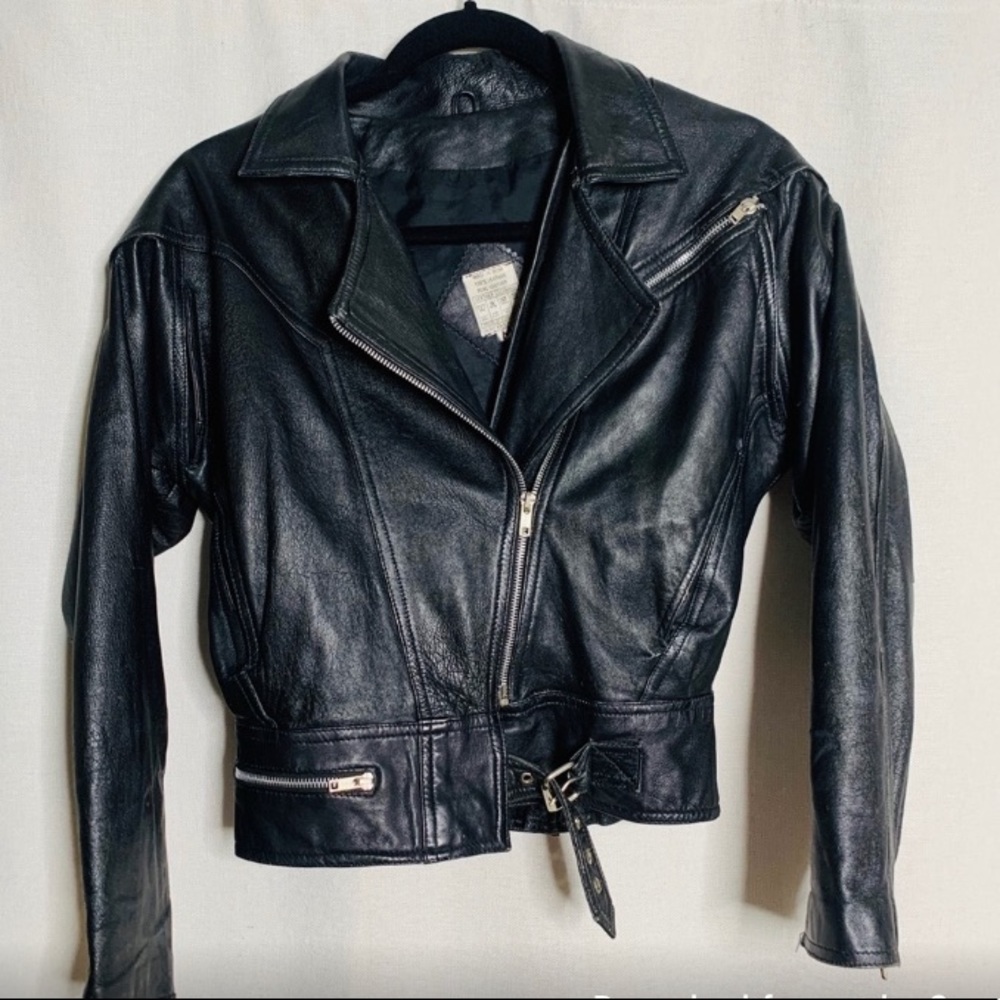 Vintage ✨Rare✨ cropped Leather Jacket